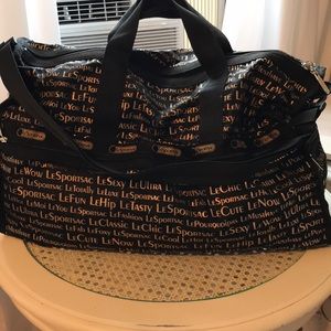 NWT Lesportsac Large Weekender Tote Bag